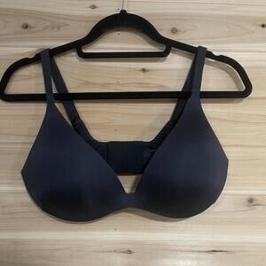 Skims Wireless Push Up Bra